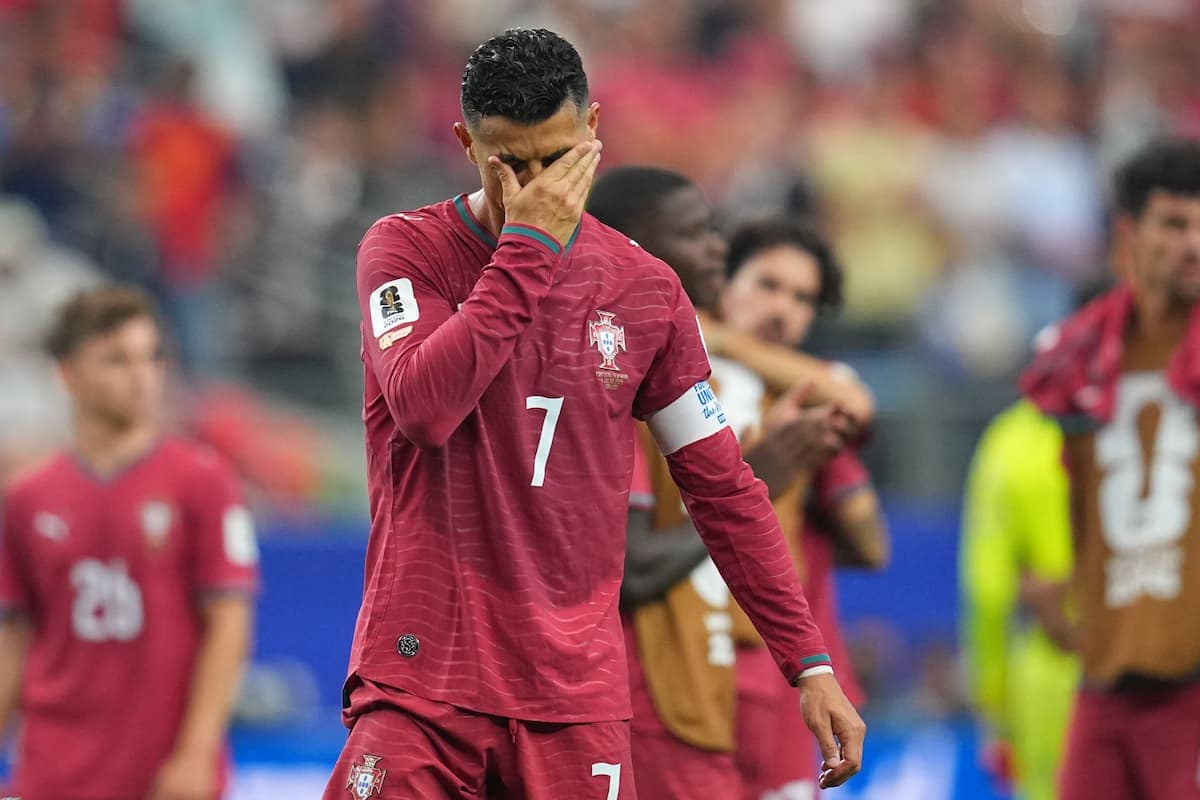 Cristiano Ronaldo llorando tras la eliminación de Portugal ante España en los octavos de final del Mundial 2026.