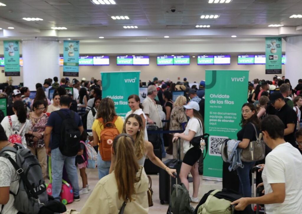 La conectividad aérea de Cancún se redujo.