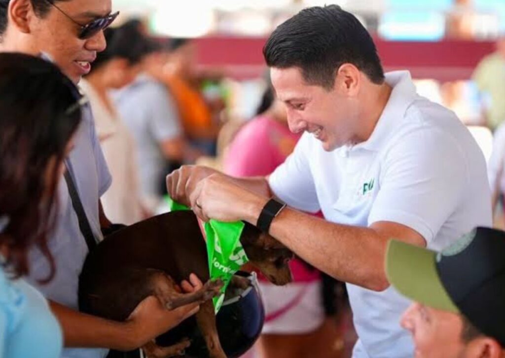 Las jornadas gratuitas acercan atención preventiva a perros y gatos de distintas colonias de Cozumel.