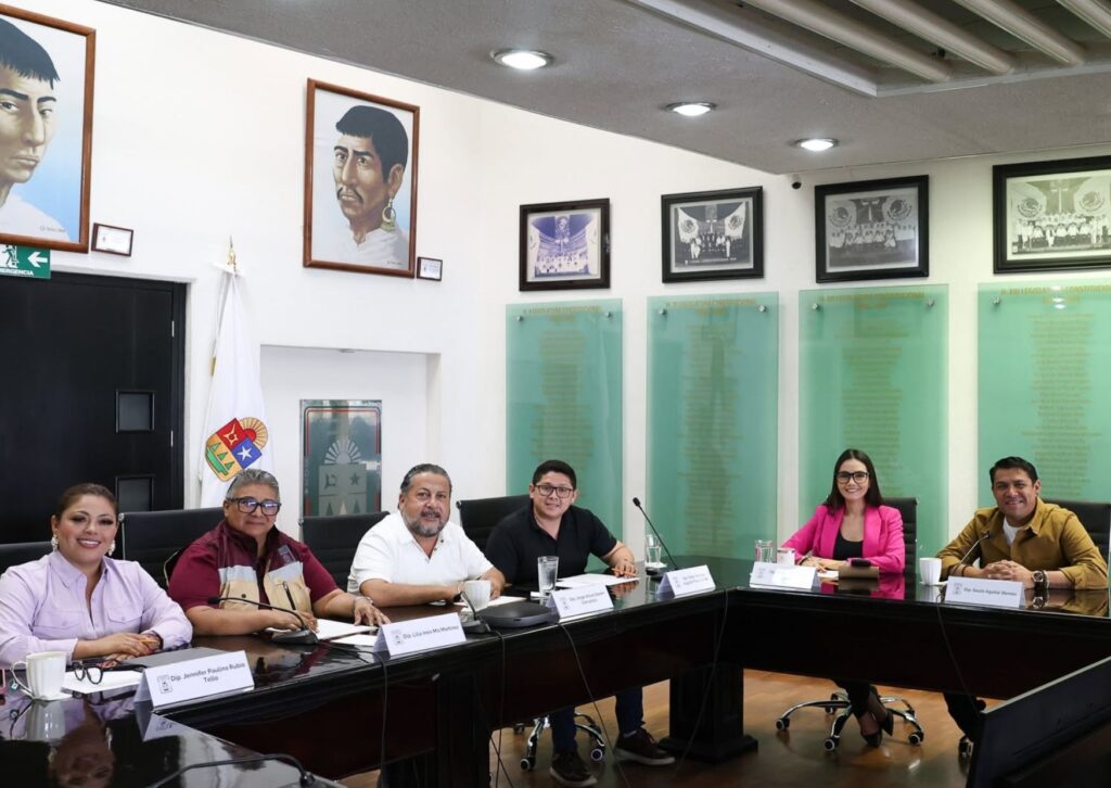 Los proyectos modifican principalmente la manera de nombrar a las personas.