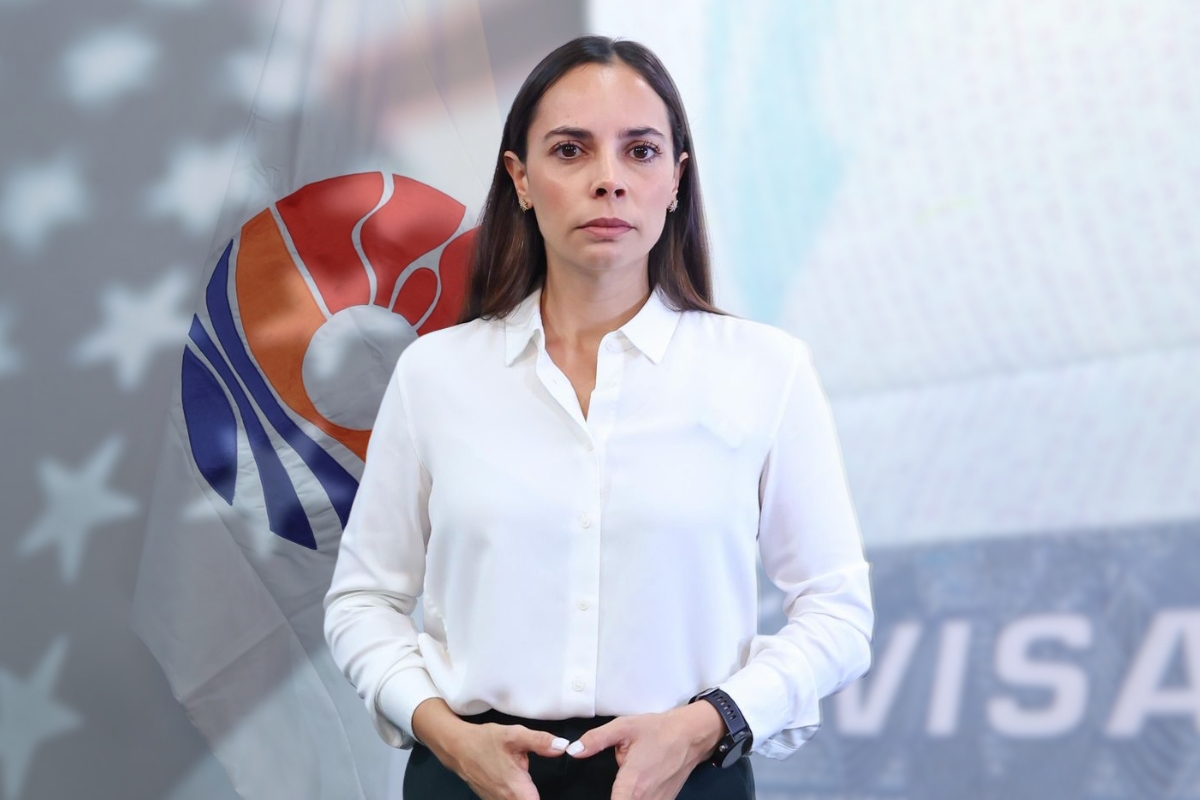 El reporte sobre visas de la familia Peralta.