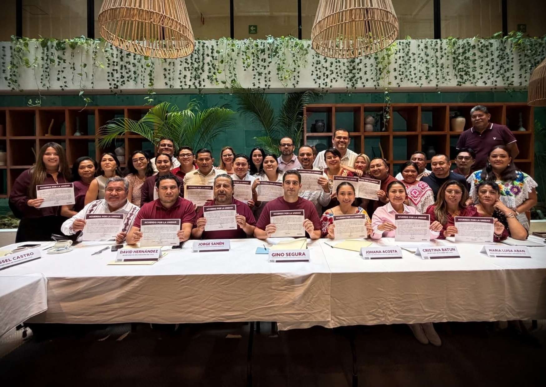 Jorge Sanén participó en la mesa de trabajo entre el Consejo Estatal y Gino Segura.