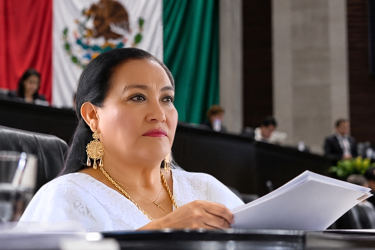 Elda Xix durante actividad relacionada con la Secretaría de Educación.